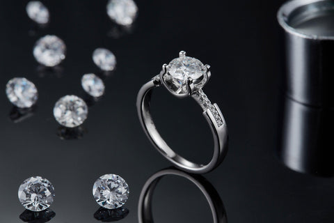 Eterna Torch III Classic Round Cut - Eterna Diamonds | Lab Grown Diamond