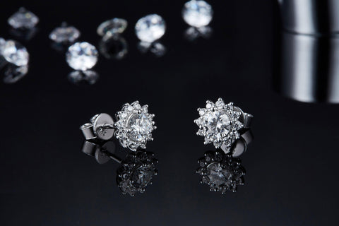 Lumière I Diamond Stud Earrings - Eterna Diamonds | Lab Grown Diamond